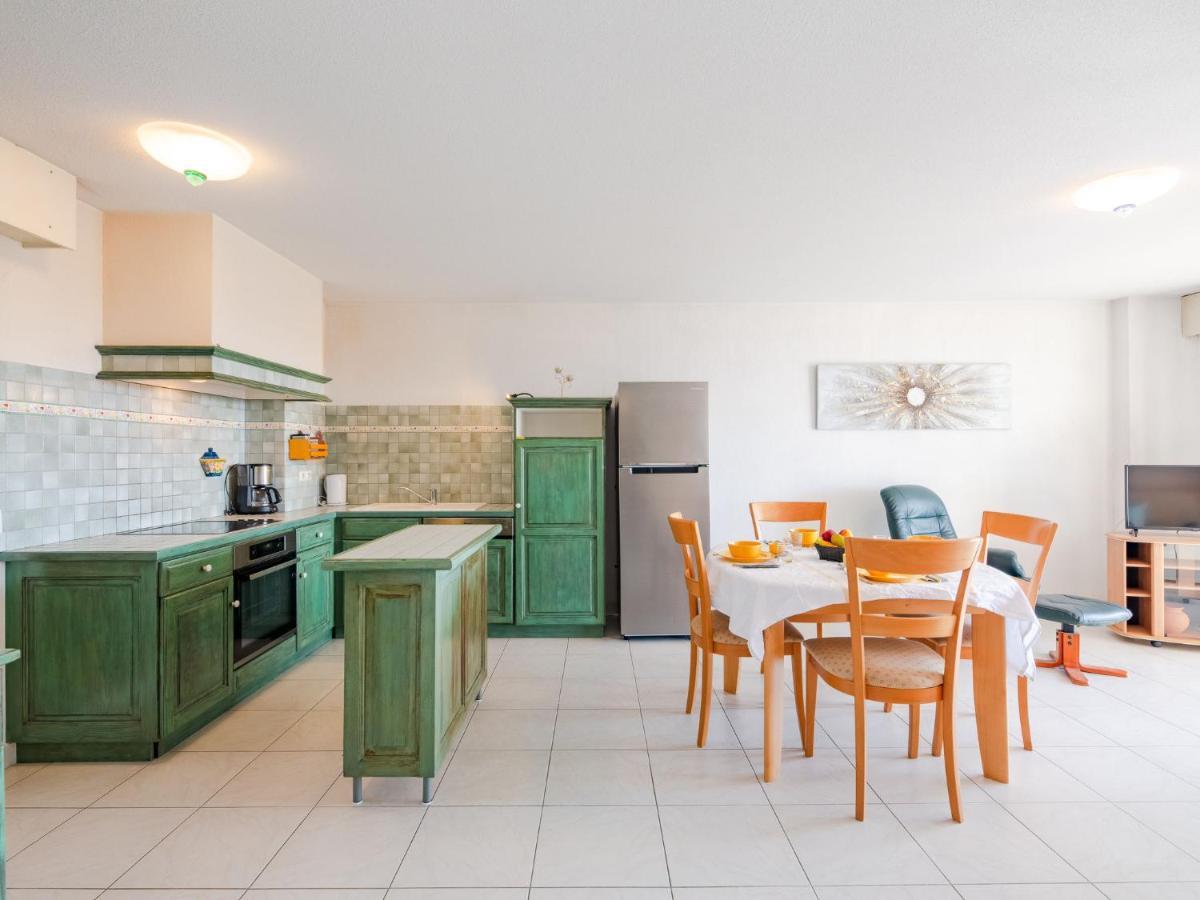 L'aetius By Interhome Apartment